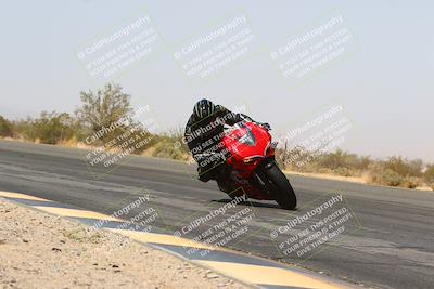 media/Mar-28-2022-Superbike Trackdays (Mon) [[b8603d0f67]]/Open Track Time/Turn 3 Inside/